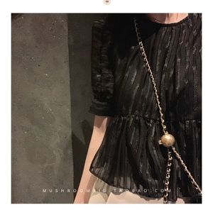 Korean cute girls black croptop/shirt